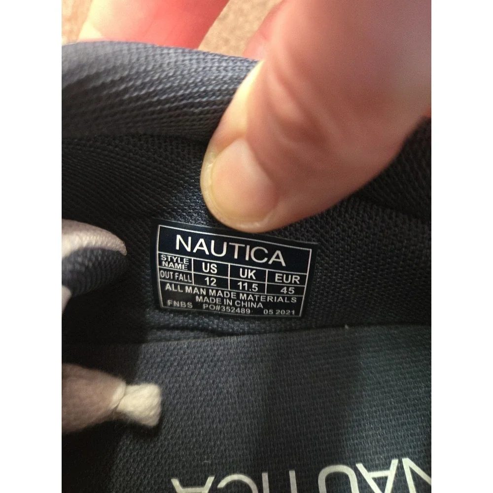 Nautica men lace